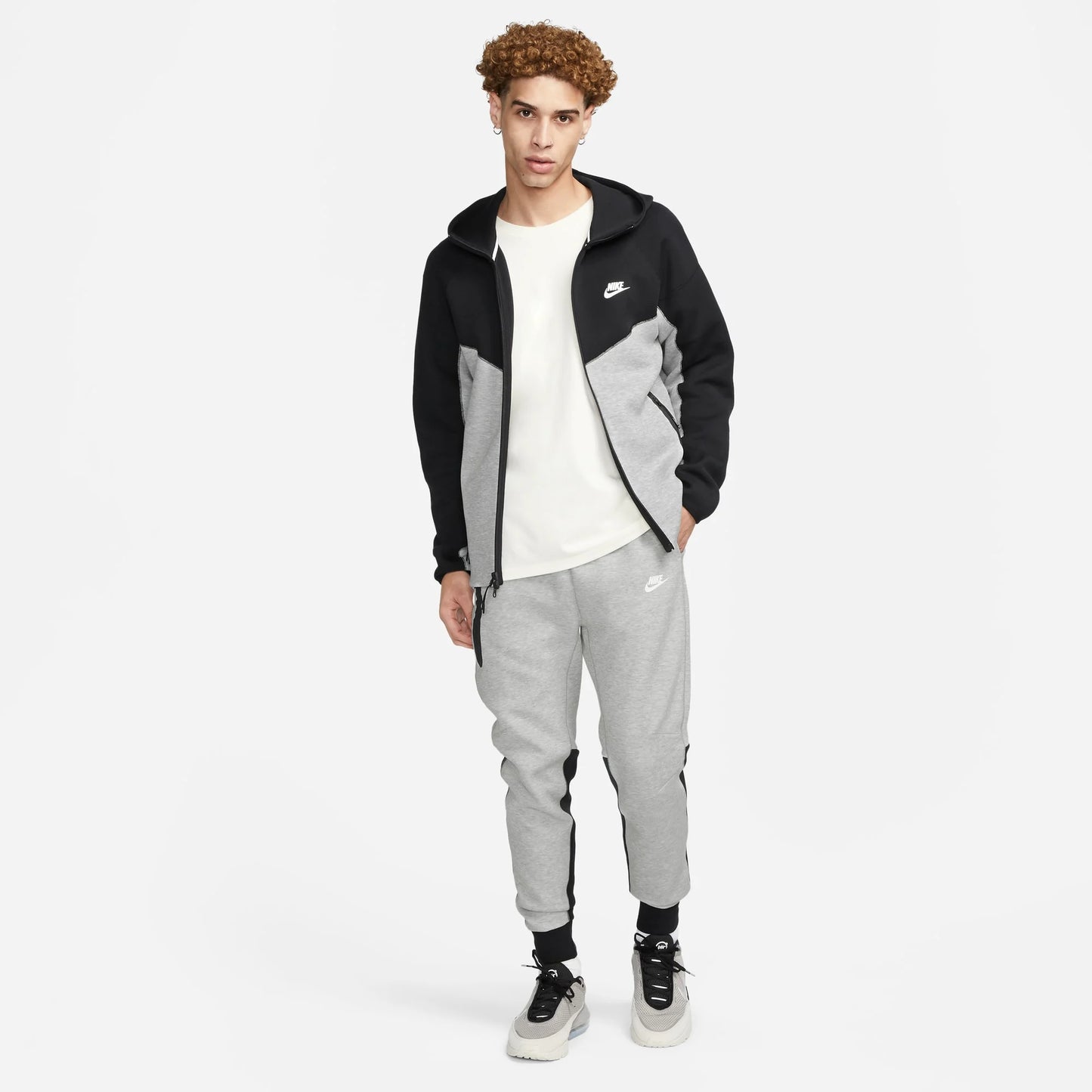 nike sportswear tech fleece windrunner