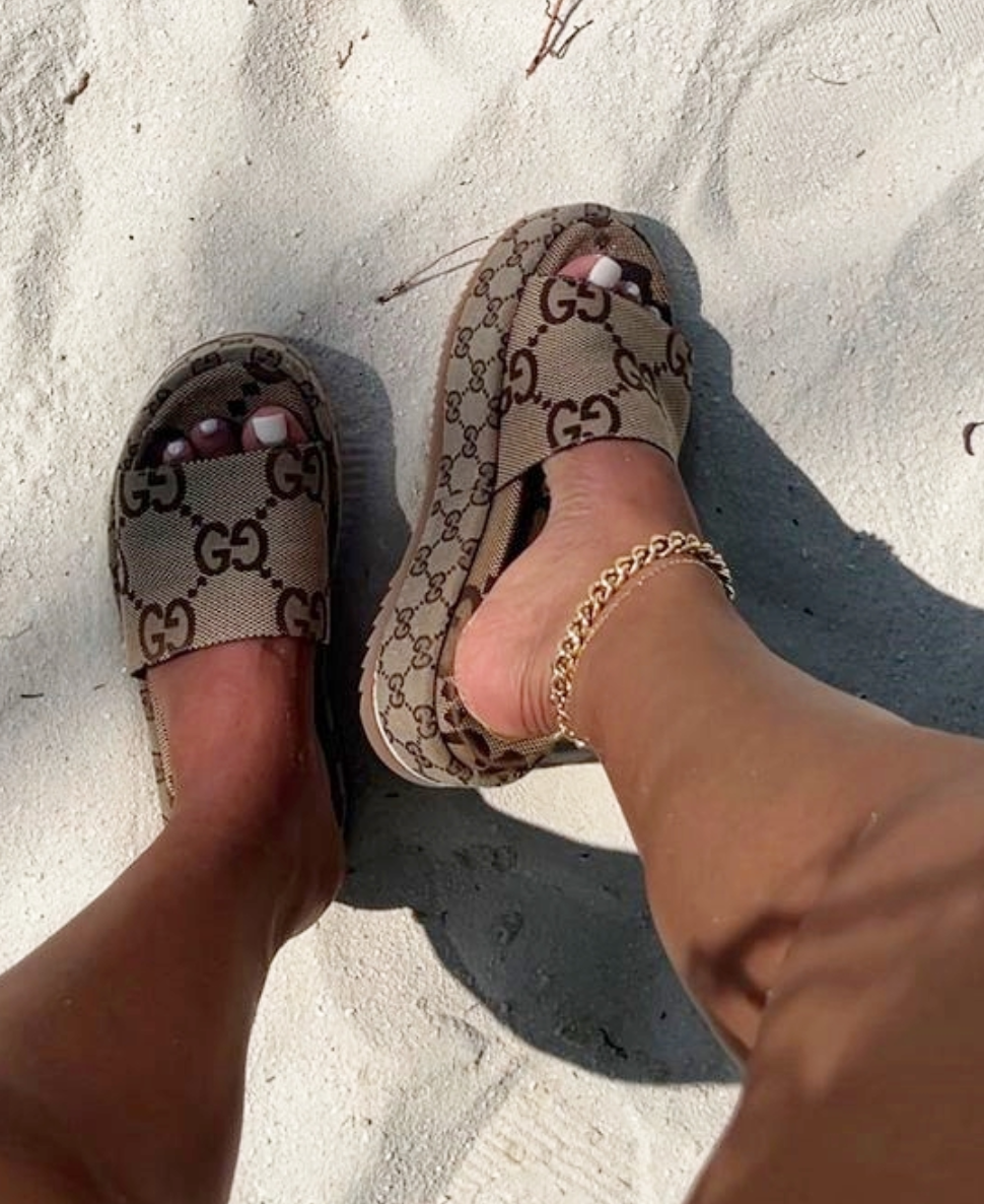 sandalia gucci