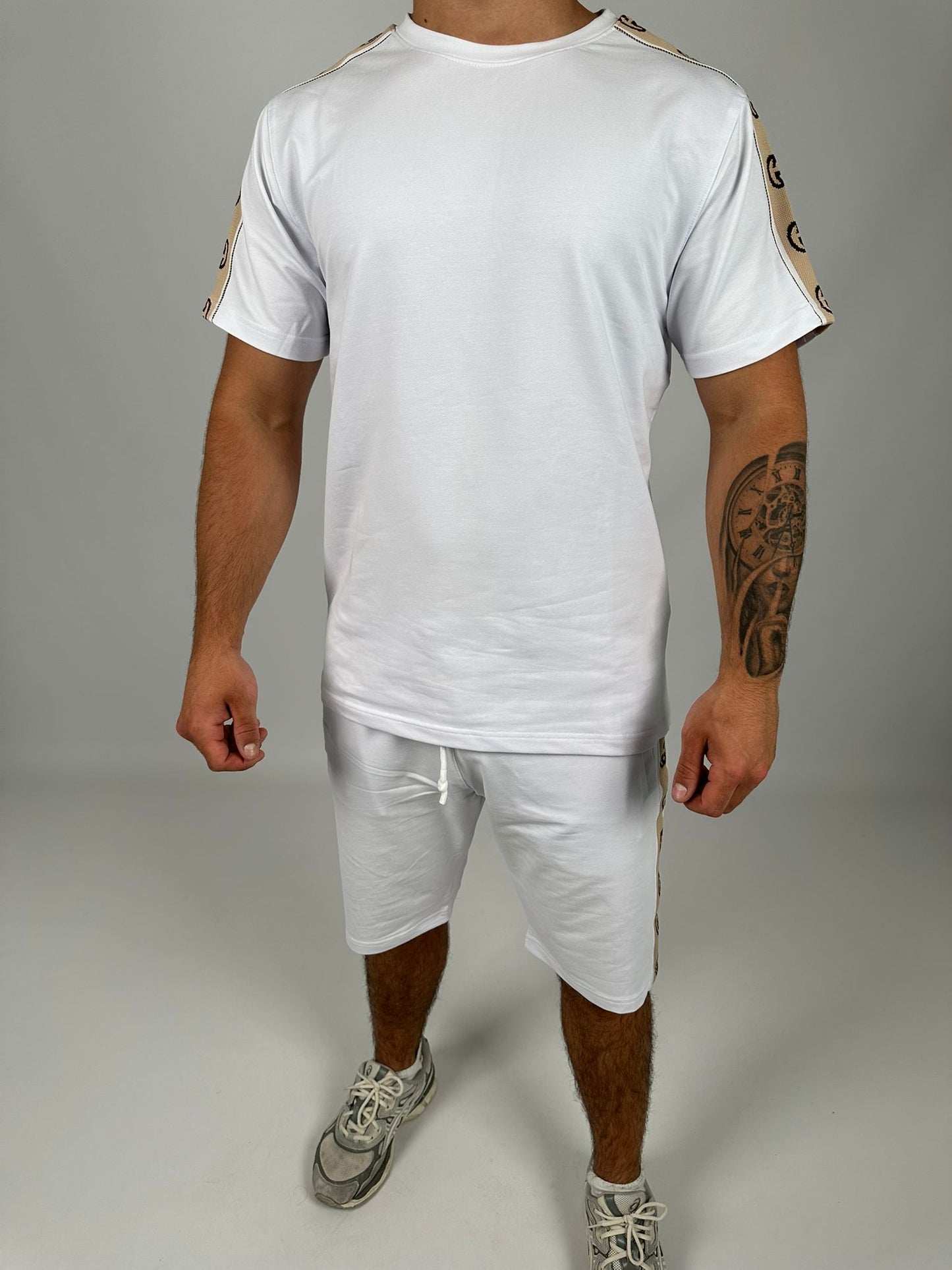 conjunto corto  gucci  blanco