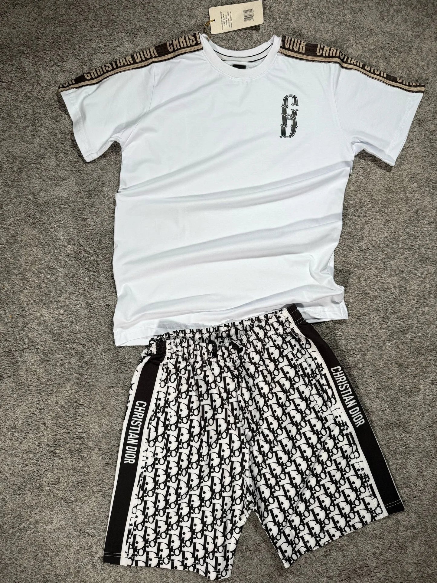 conjunto corto dior