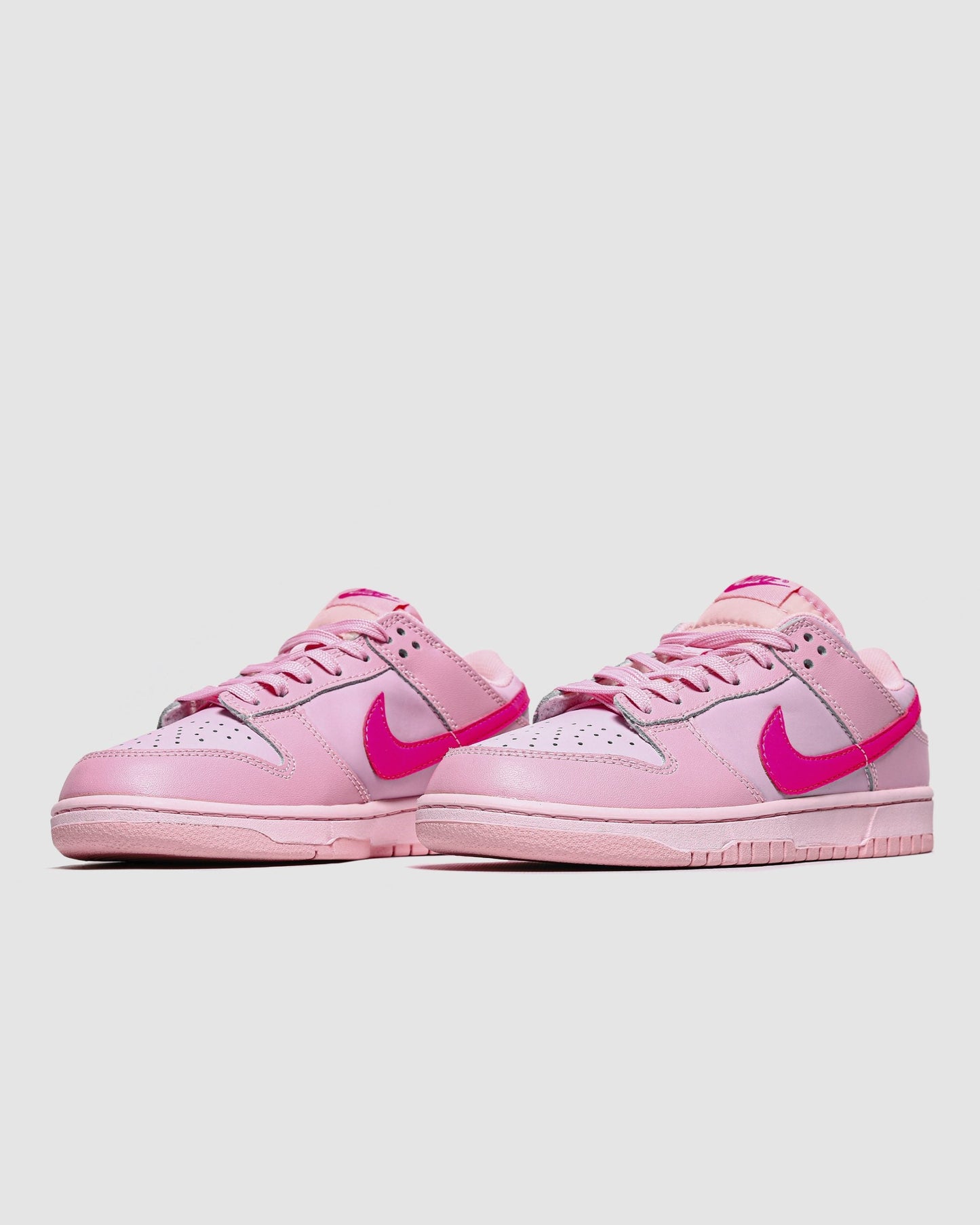 nike dunk low triple pink - rosa