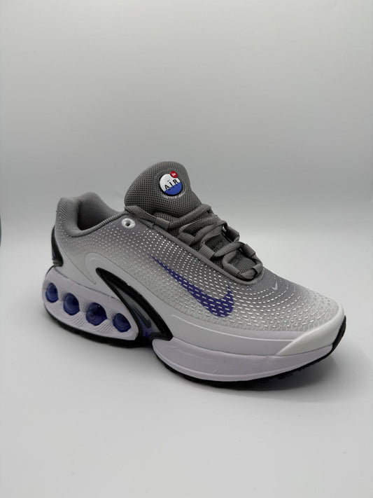 NIKE DN