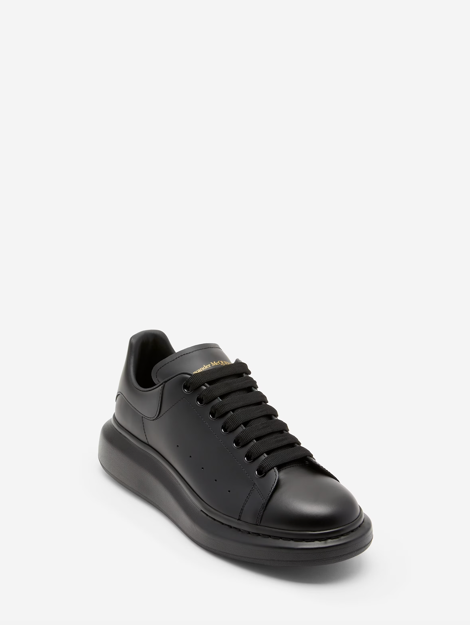 zapatilla oversized para hombre en negro