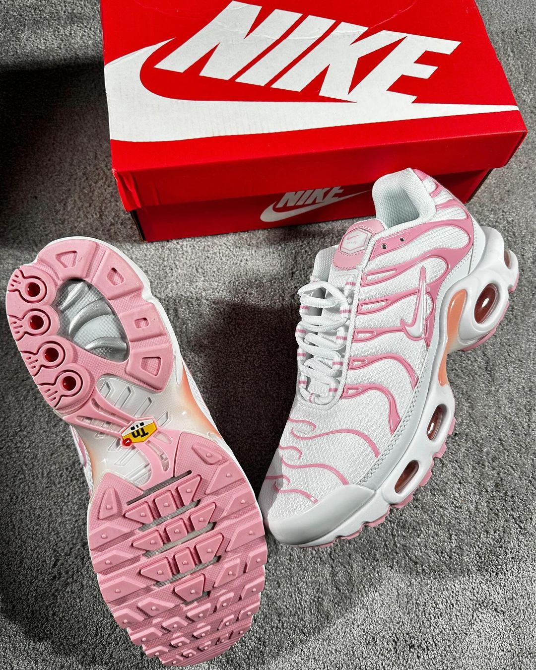 nike tn rosa claro