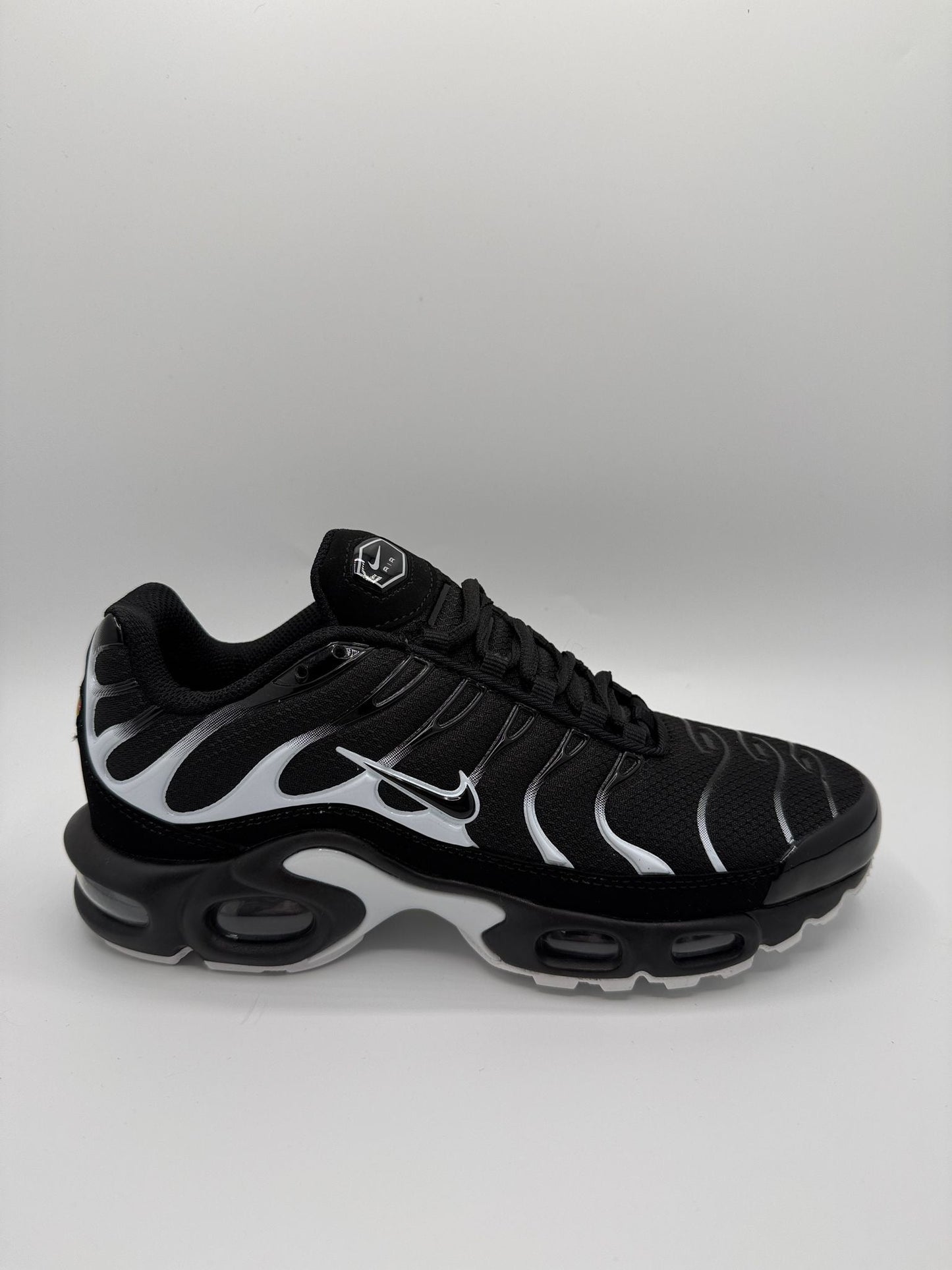nike tn